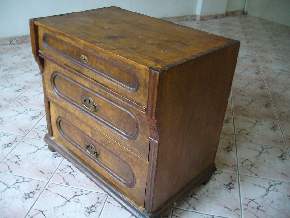 Старинни Скринове