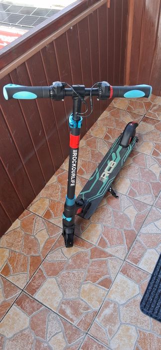 Trotineta electrica copii