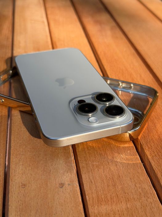 Iphone 15 pro nou