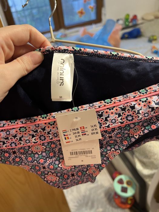 Costum baie nou Takko