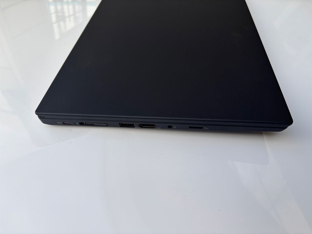 Lenovo Thinkpad t14 Intel core vpro I5