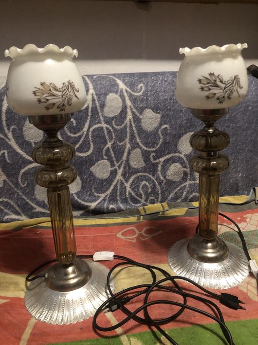 Lampi de masa cu sticla  si metal