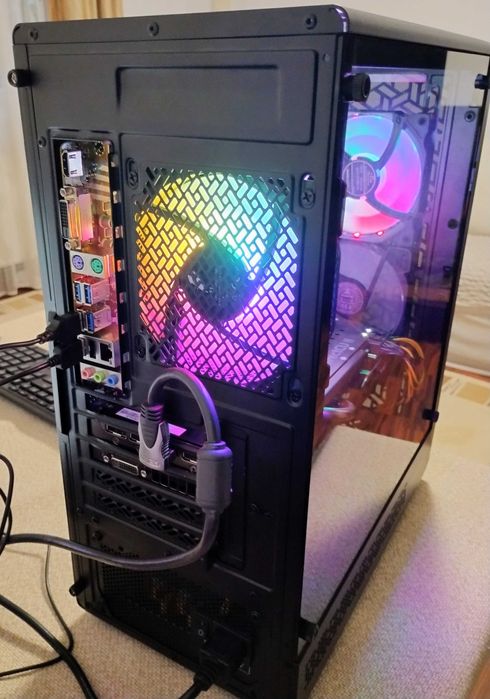 Calculator PC gaming Ryzen 5 RAM 16GB DDR4 video GTX 980 4GB SSD 256GB