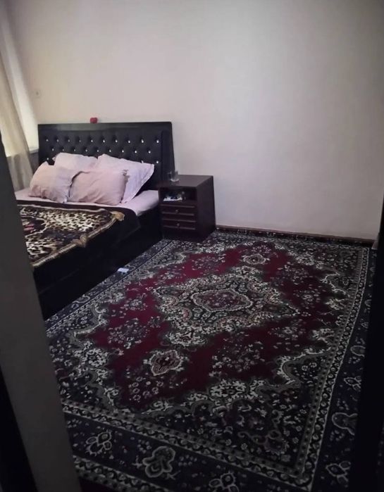 ÷1 комнатная Кирпичный квартира Чиланзар 6кв ор.Райхон продаётся