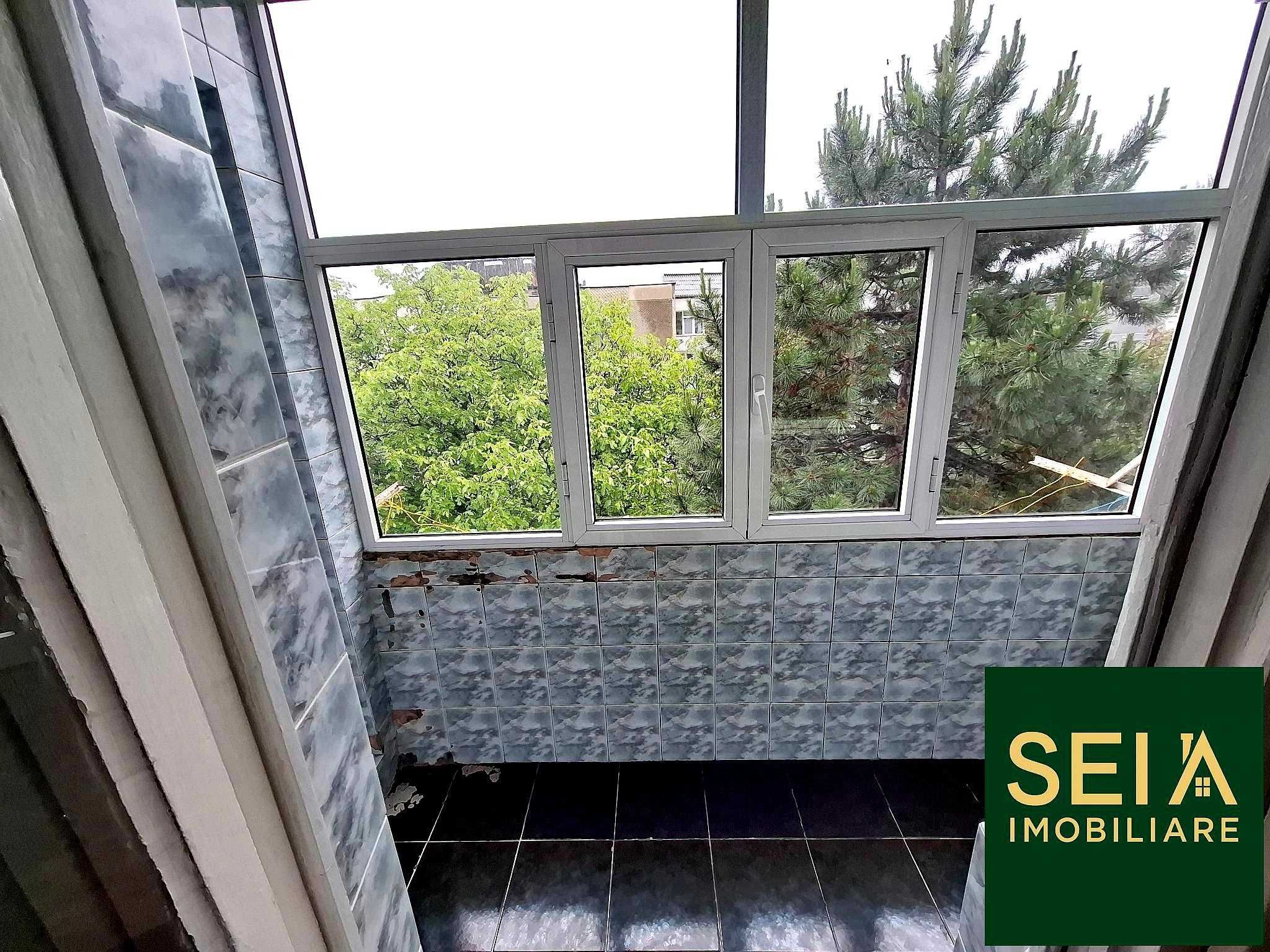 Apartament 3 camere,  fără comision, str. Stadionului Bacău