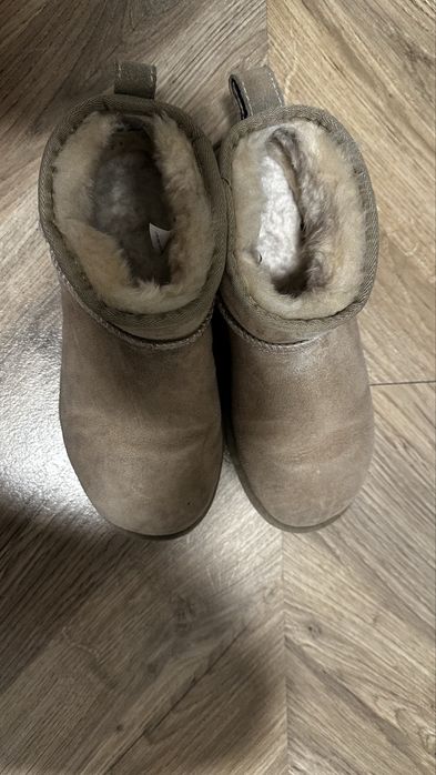 Ugg uri bej masura 38