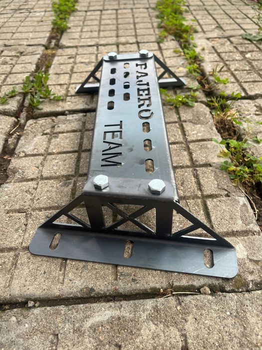 Стойка за Mitsubishi Pajero 2