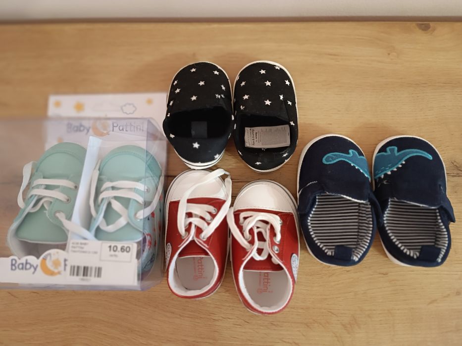 Лот бебешки буйки 17-18 номер