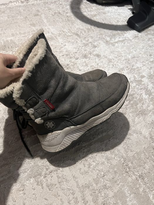 Отдам даром зимнюю обвуь