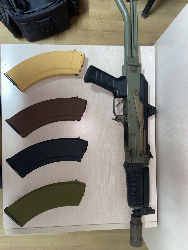 Пълнители за AK-47 и AR-15