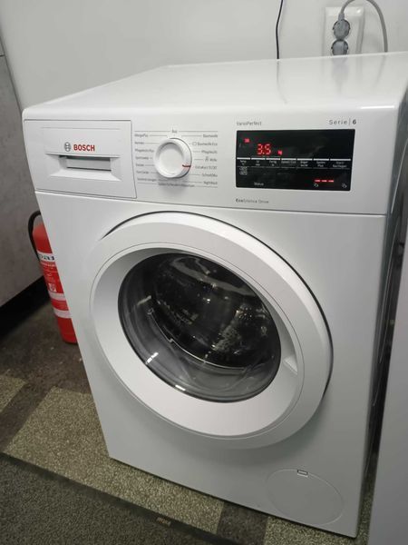 Инверторна Пералня машина Bosch-Бош 8 кг 1400 об/мин EcoSilence Drive™