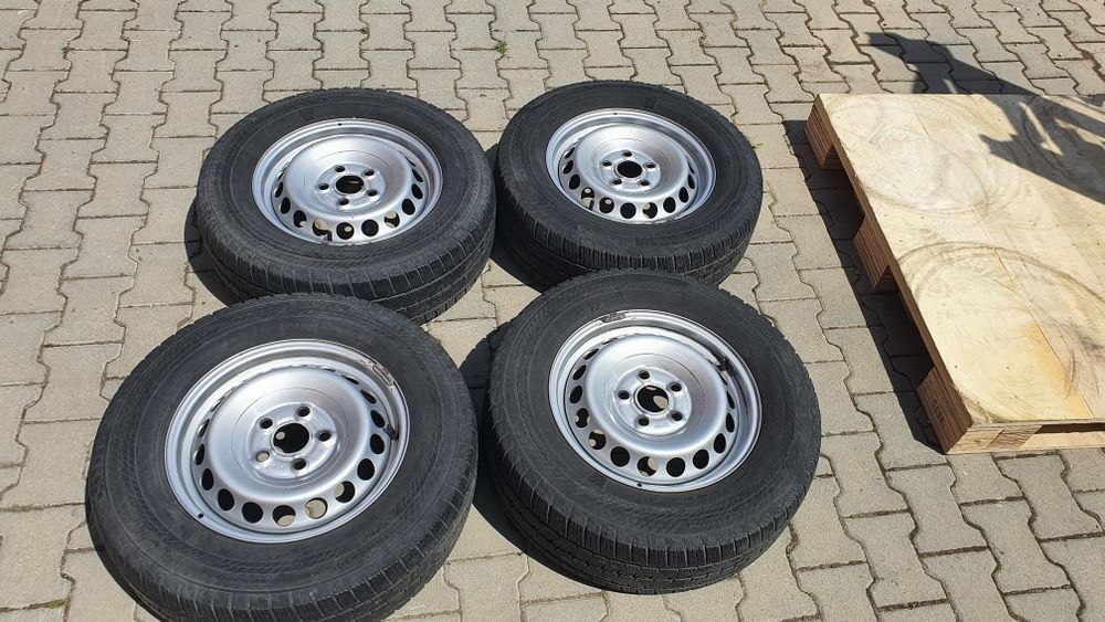 Jante Vw Crafter cu anvelope Continental VanContact4season  235/65 R16