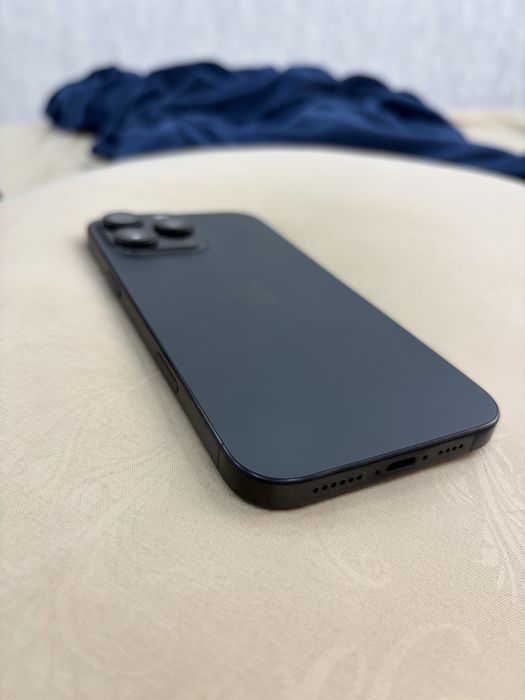 Проадается iPhone 16 promax как новый