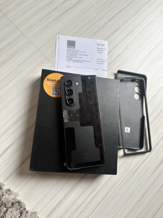 Samsung Fold 5 512gb 12 gb ram