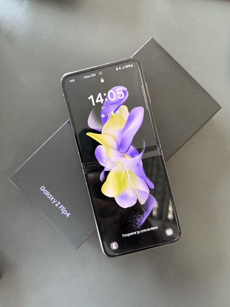Samsung Galaxy Z Flip 4