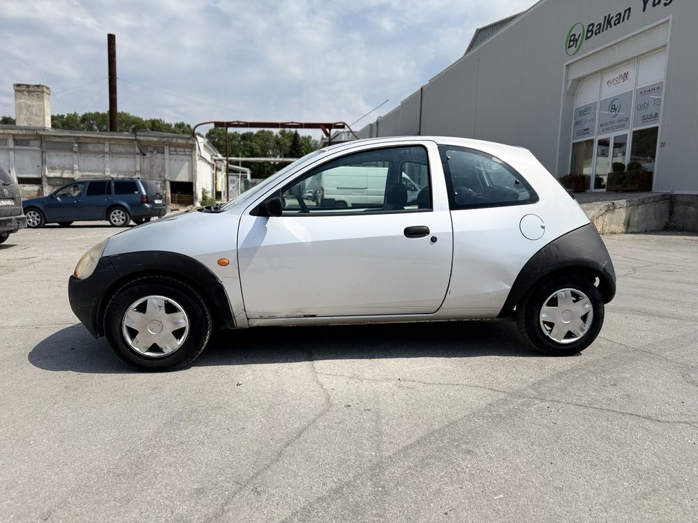 Ford Ka 1.3 Бензин Климатик Всичко платено 2 комплекта гуми