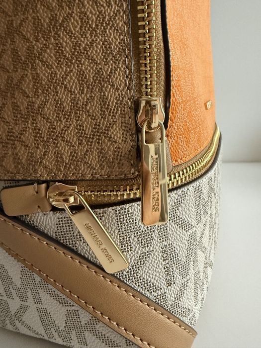 Ghiozdan Michael Kors nou, original