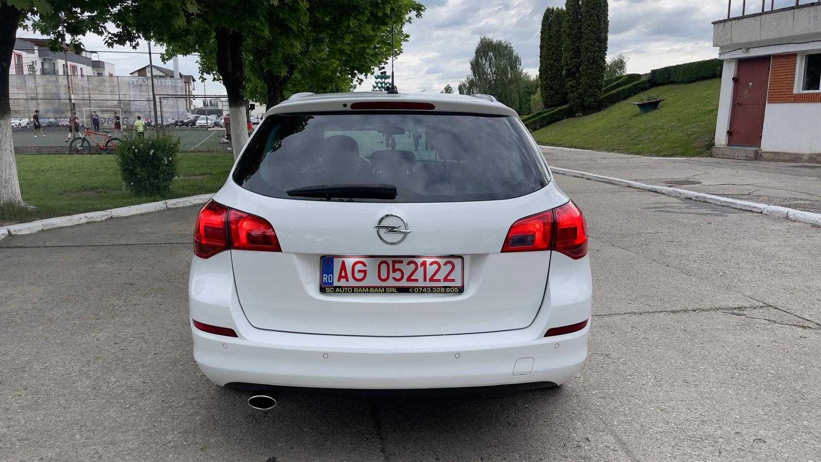 OPEL ASTRA J - Posibilitate Rate