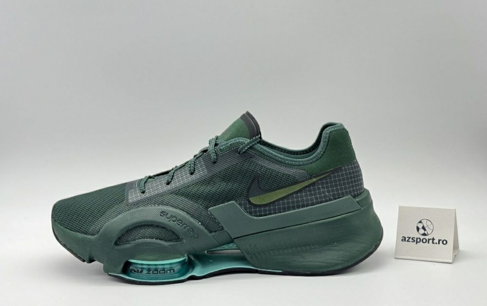 Adidasi Nike Air Superrep 3