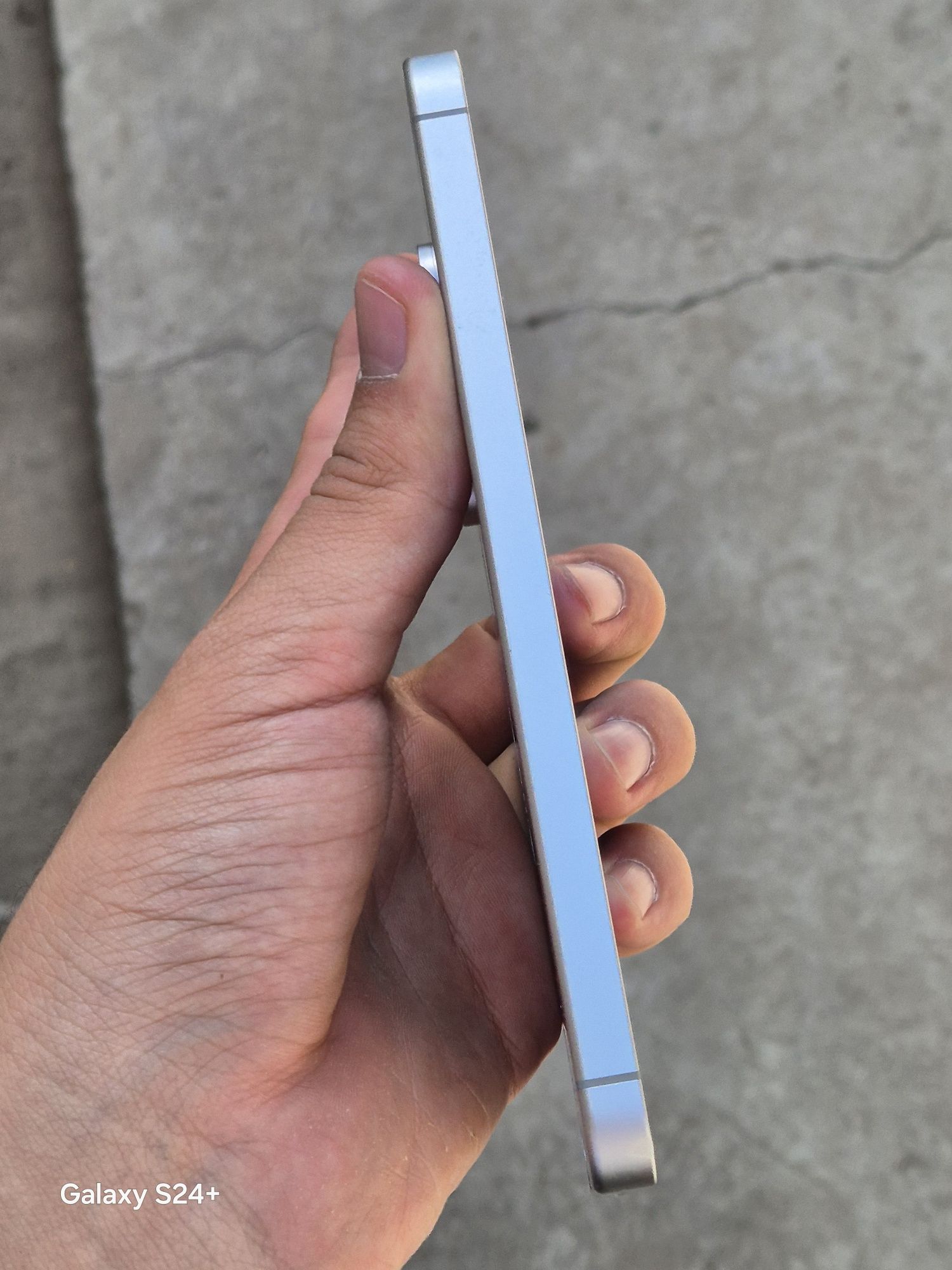 S24 FE ideal 315$