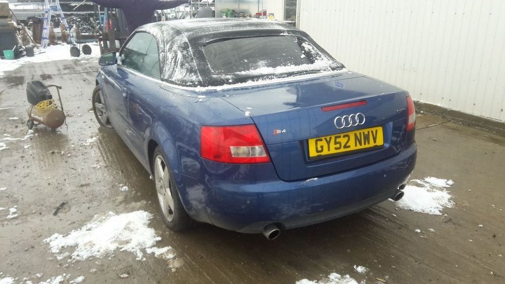 Dezmembrez Audi A4 B6 Cabrio 2.4 Benzina