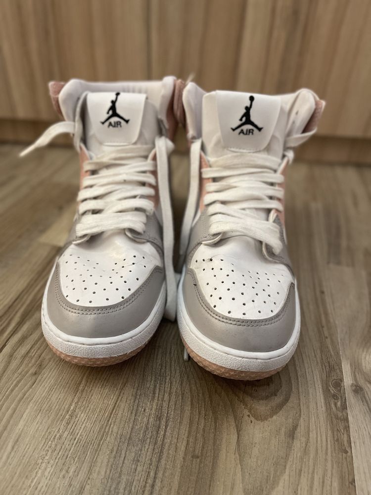 Продавам кецове AIR JORDAN