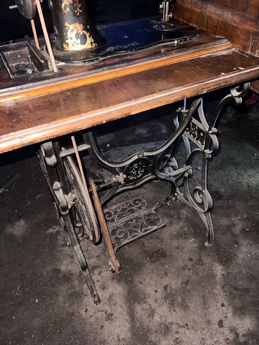 Masina de cusut Vintage