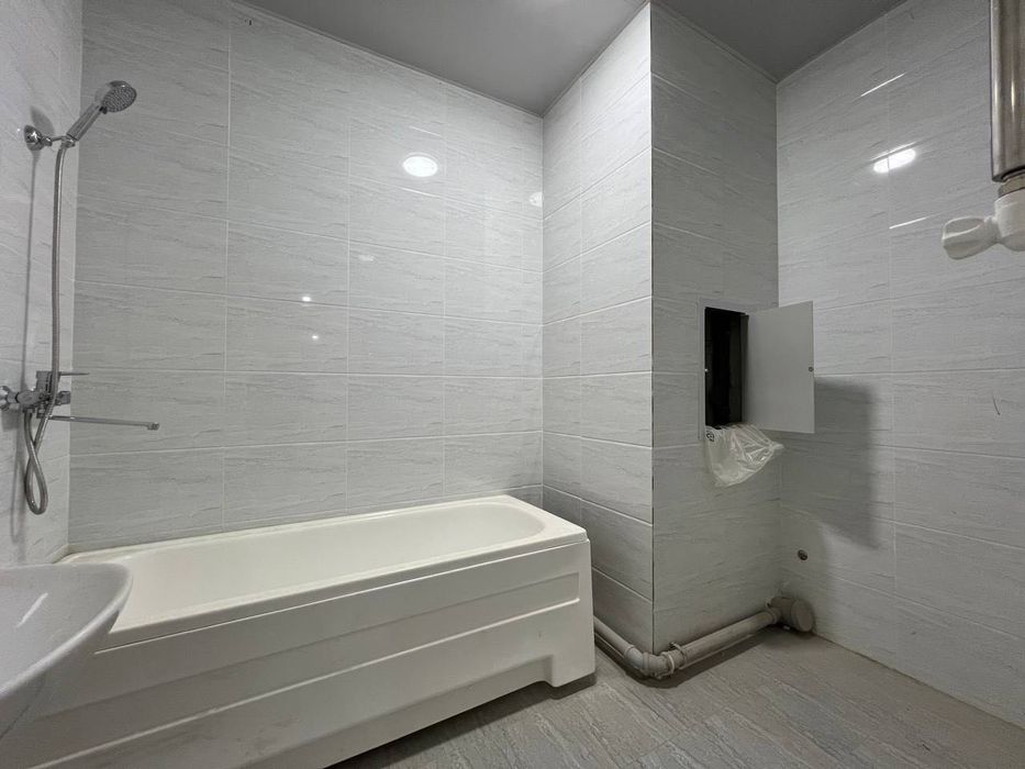 Продаётся 2-х комн квартира 90 м2 новостройка Яккасарайский р-н Башлык