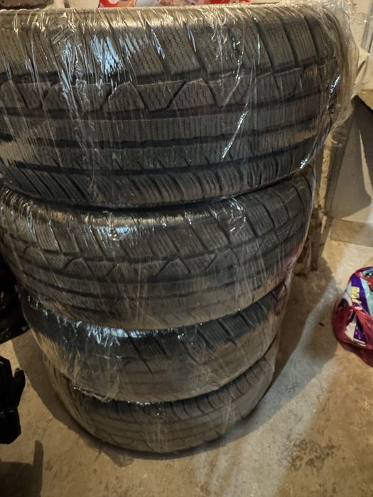 Cauciucuri 245x45xR19