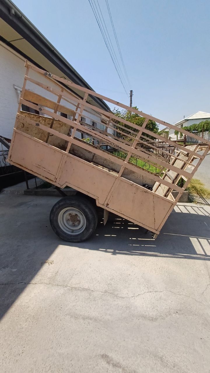 Притцеп сотилади