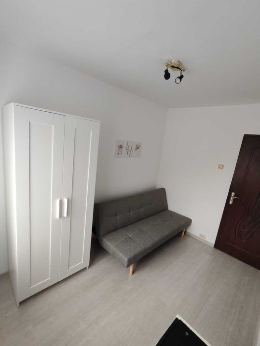 De inchiriat apartament renovat – Calea Șagului, Piața Doina