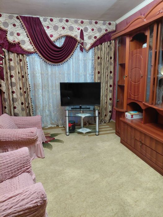 Продается 3 комн. квартира, в центре г. Карши, ориентир Сардоба чойх.