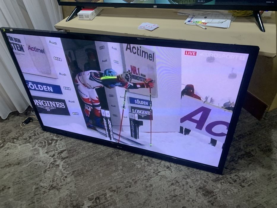 Tv LG fara telecomanda