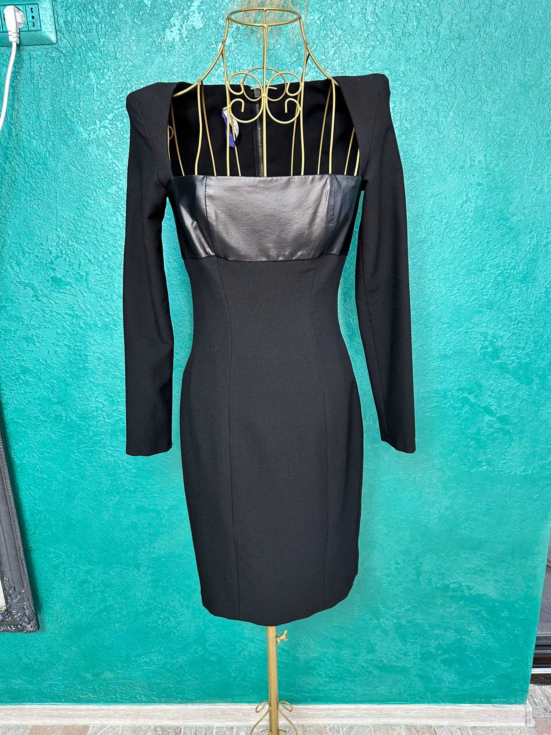 Rochie neagră IMPERIAL, cu mânecă lungă, mărimea XS