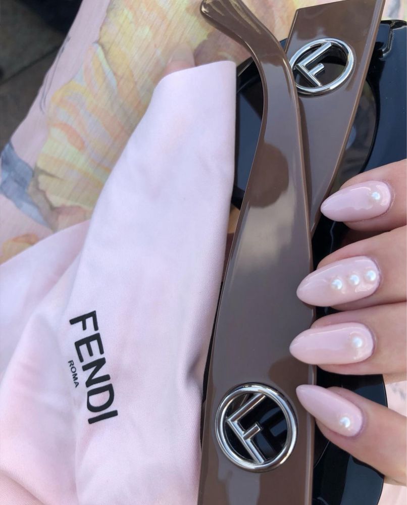 Очила на Fendi