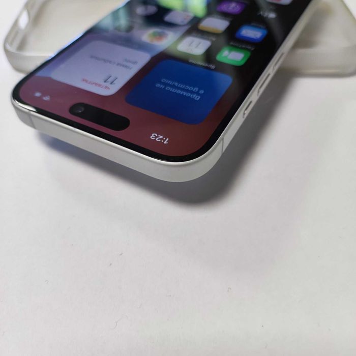 Iphone 16 128GB battery health 100%