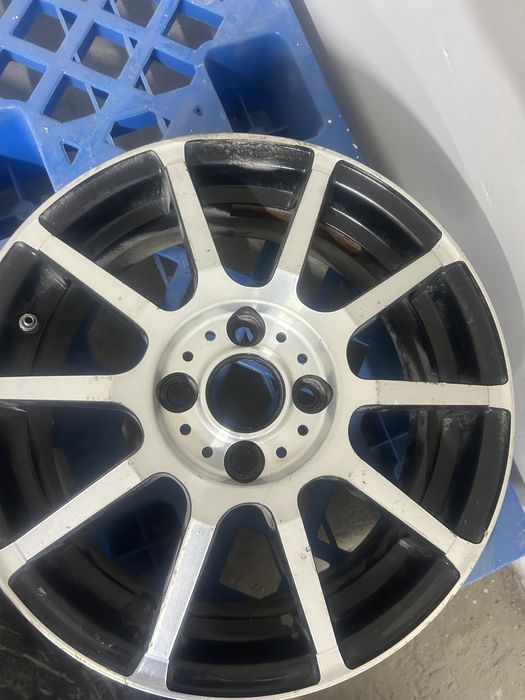 Продам диски 3 штук