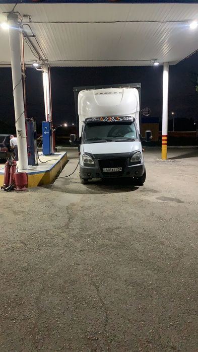 Продам Газель в хорошем состояние 2004года ,высота 2,10×2,10×5,3