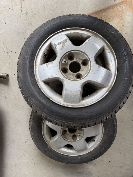 4 Anvelope M/S 2 uzate doar o luna, si foua purin mai uzate