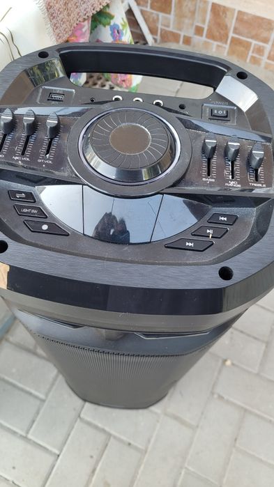 Boxa portabila vortex