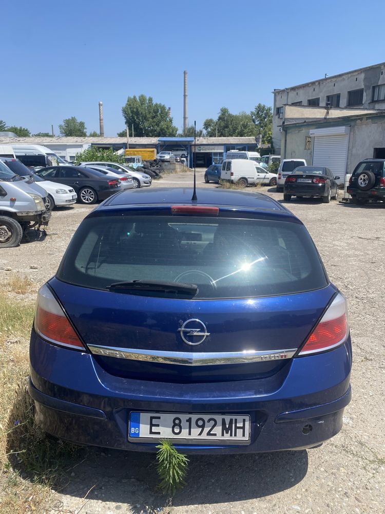 Opel Astra H 2004