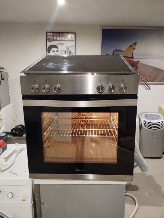 Фурна с плот Constructa 2025 г.