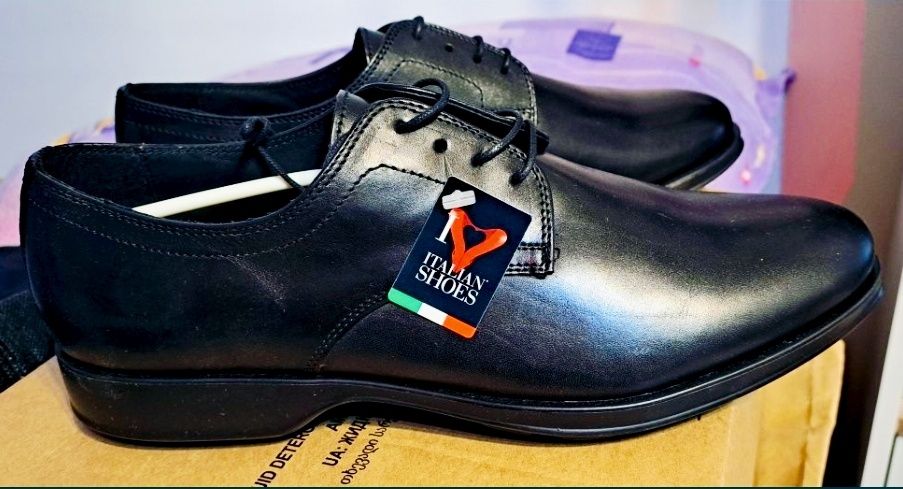 Pantofi piele Soldini Italy.