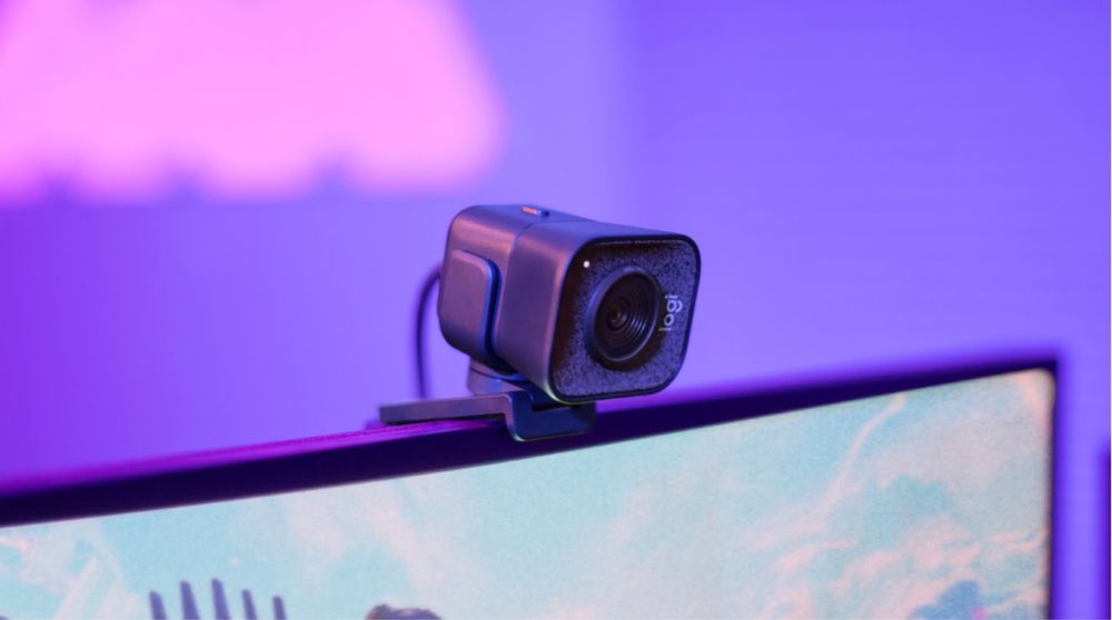Web-камера Logitech StreamCam 1920x1080 / 60fps