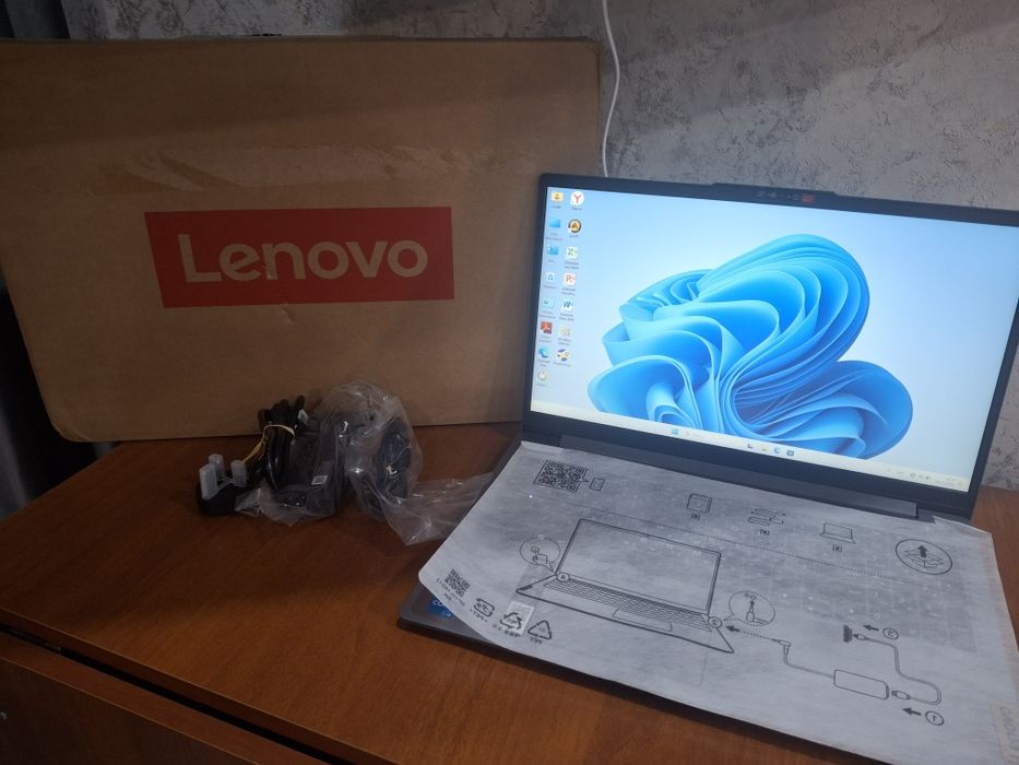 Продам новый ноудбук Lenovo