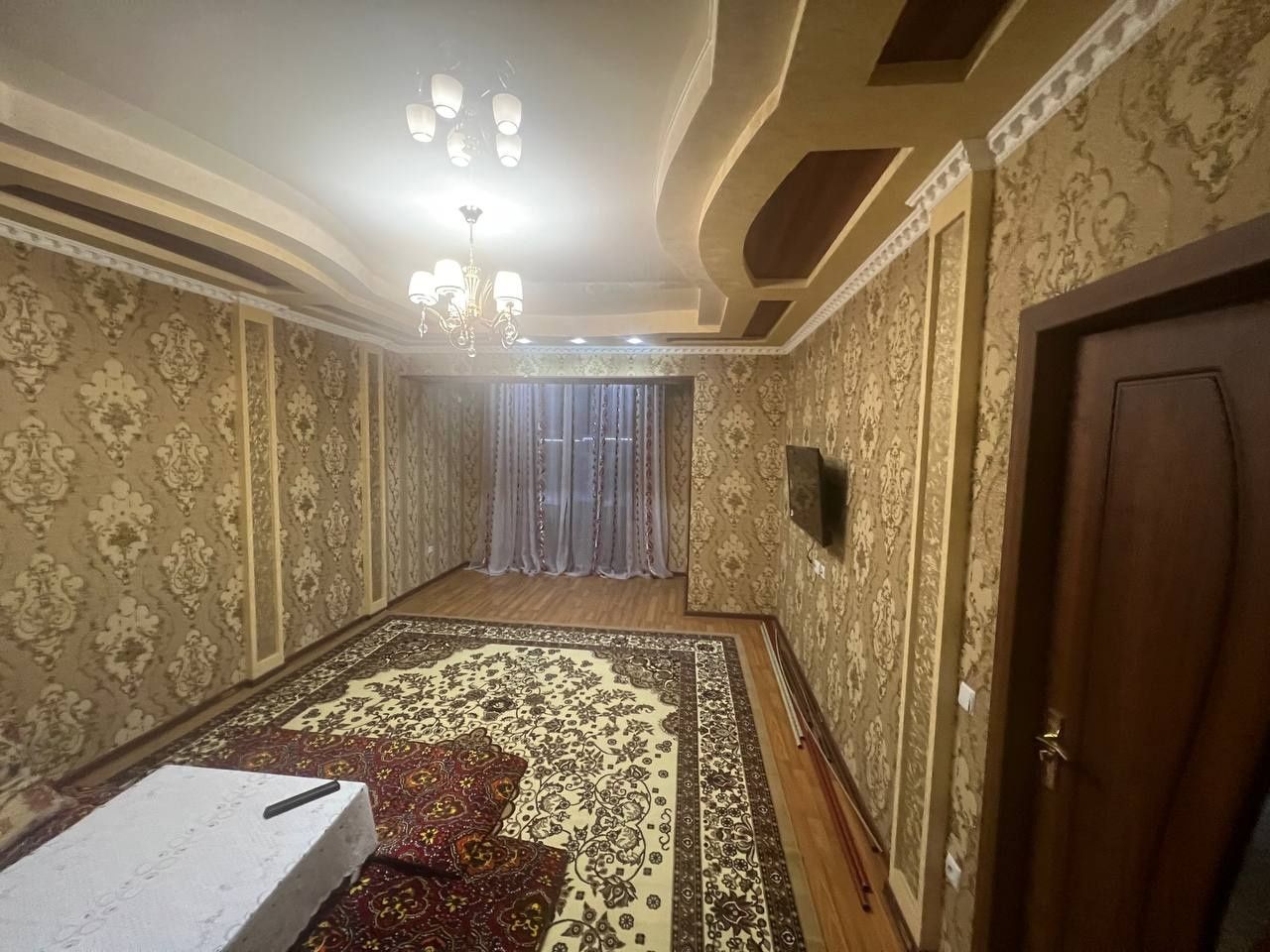 Квартира Сотилади 80кв метр жихозлари билан 2 гиштли 50.000$