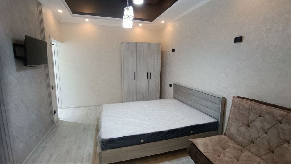 Продаётся 1/3/4 Дубовая
