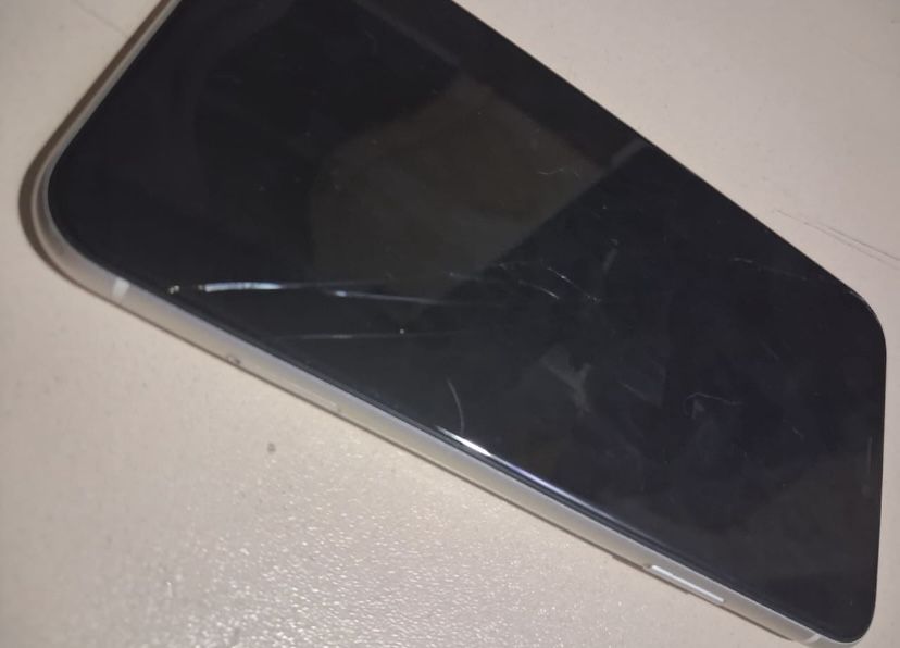 Iphone 11 в белом цвете