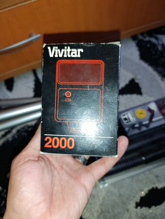 Vivitar Electronic flash 2000 automatic