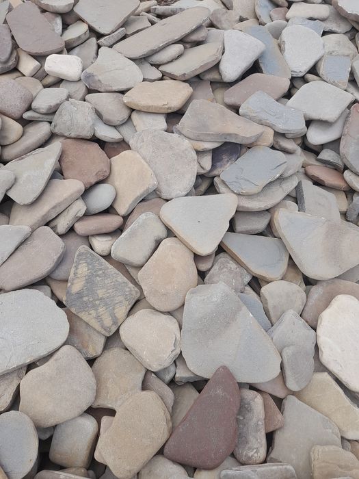 Vând piatra naturala urgent